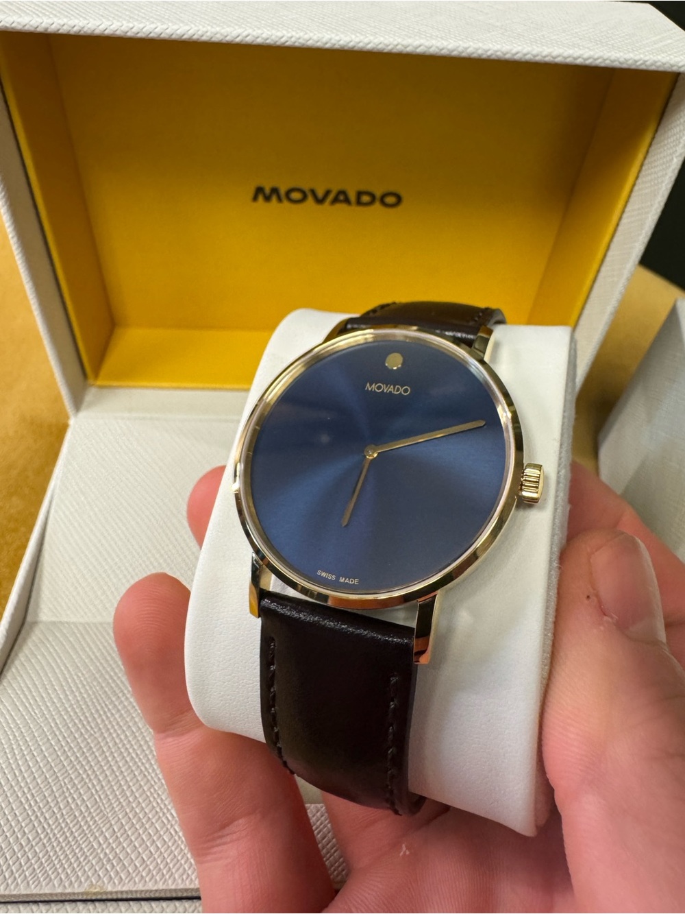 Mens Movado Signature 40mm Watch - Picture 2 of 6